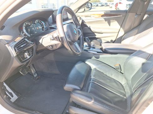 Used 2019 BMW 540i w/ M Sport Package image 14