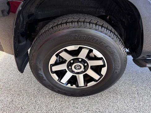 Certified 2024 Toyota 4Runner TRD Off-Road Premium w/ Off Road Premium Plus Package AWD/4WD image 15
