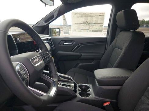 New 2026 GMC Canyon Elevation image 18