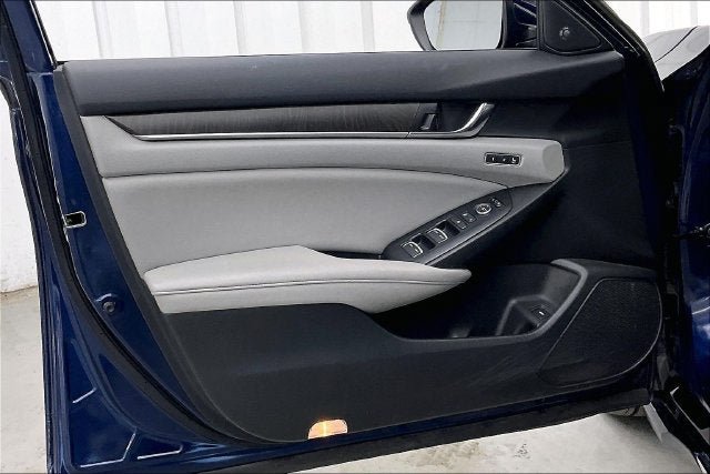 Used 2020 Honda Accord Touring image 21