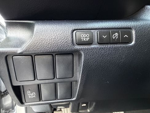 Used 2015 Lexus IS 250 w/ F-Sport Package RWD image 17