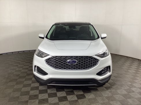 Certified 2024 Ford Edge SEL w/ Convenience Package AWD/4WD image 6