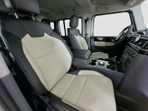 New 2025 INEOS Grenadier Fieldmaster Edition AWD/4WD image 48