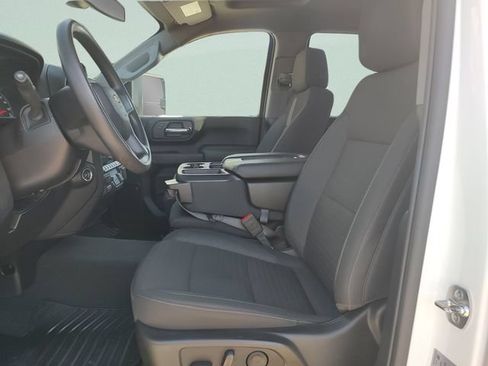 Used 2025 Chevrolet Silverado 2500 Custom w/ Custom Value Package AWD/4WD image 24