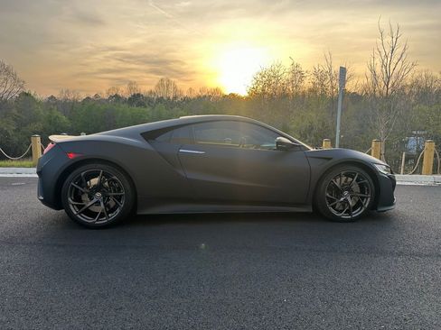 Used 2021 Acura NSX image 4