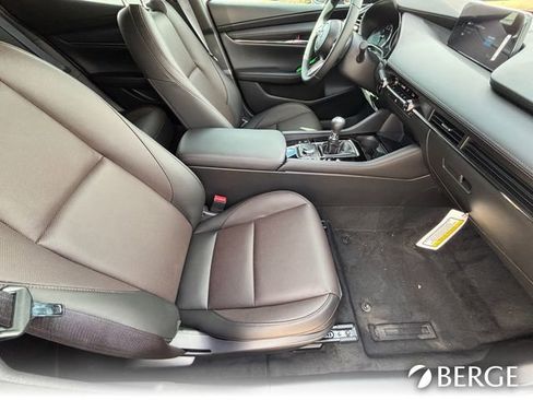 New 2026 MAZDA MAZDA3 2.5 S Hatchback w/ Premium Pkg image 12