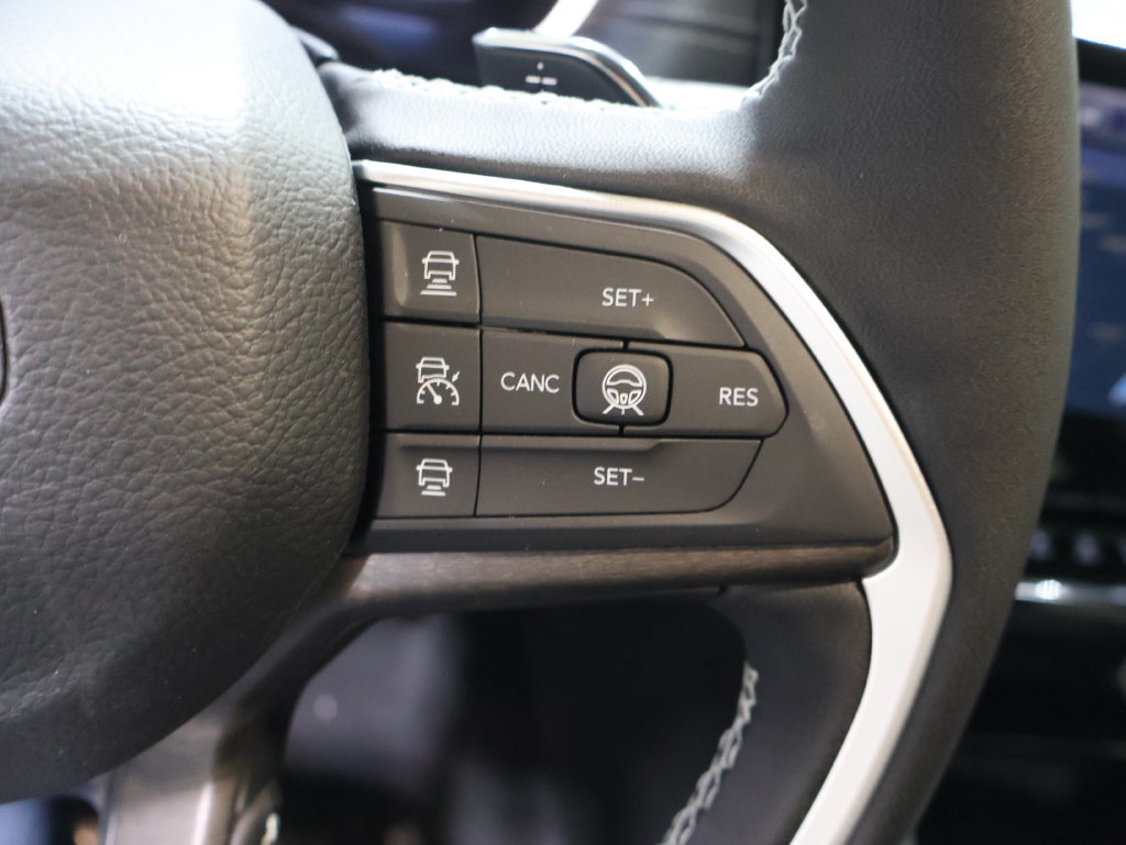 New 2027 Jeep Grand Cherokee Limited AWD/4WD image 24