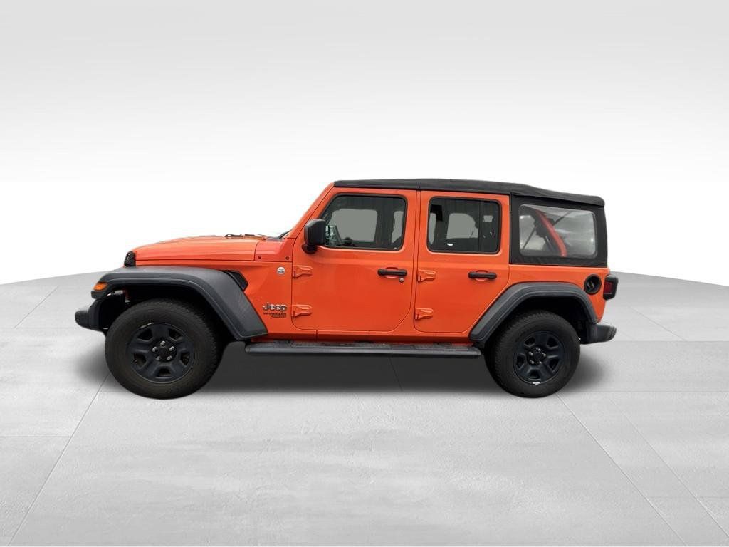 Used 2018 Jeep Wrangler Unlimited Sport AWD/4WD image 3