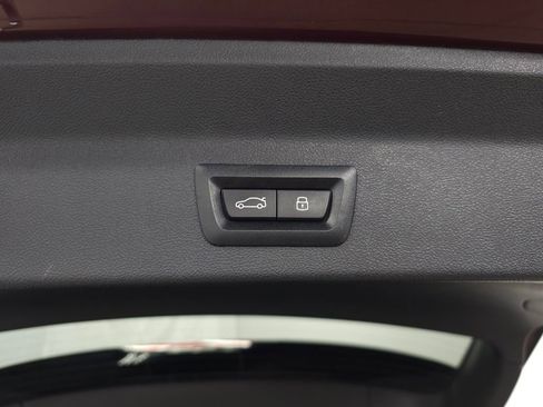 Used 2024 BMW X3 xDrive30i AWD/4WD image 10