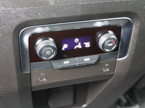 Used 2025 Chevrolet Tahoe LT image 22