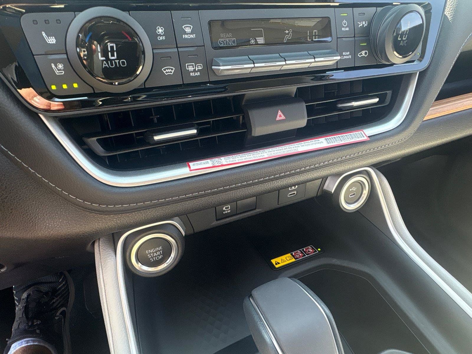 Used 2026 Toyota Grand Highlander AWD image 28