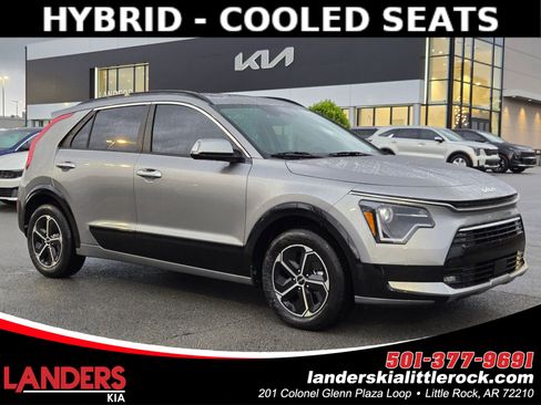 New 2026 Kia Niro SX FWD image 1