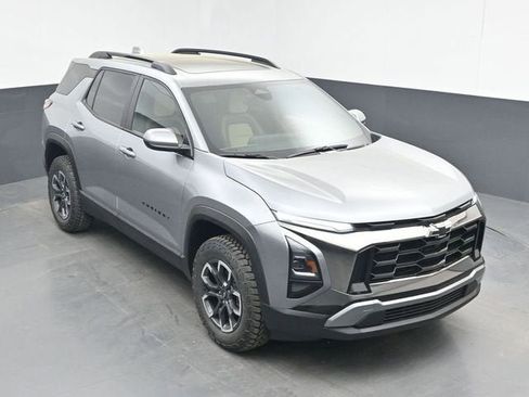 New 2026 Chevrolet Equinox ACTIV w/ Convenience Package III AWD/4WD image 35