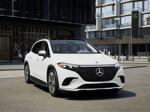 New 2026 Mercedes-Benz EQS 400 4MATIC SUV image 9
