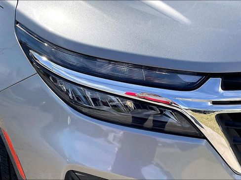 Used 2023 Chevrolet Equinox LS AWD/4WD image 26