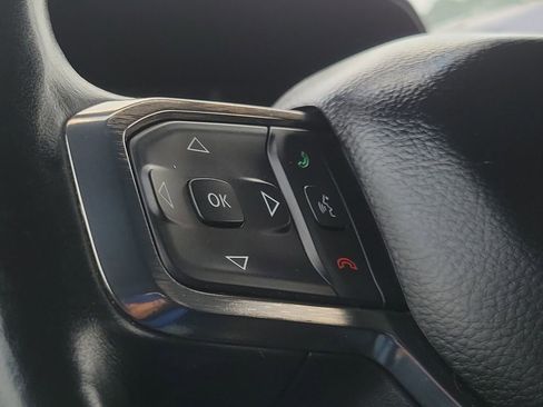 Used 2020 RAM 1500 Limited w/ Black Appearance Package image 28