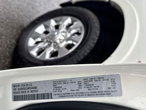 Used 2021 RAM 3500 Limited image 19