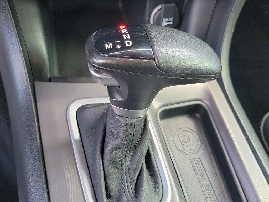 Used 2023 Dodge Charger R/T w/ Plus Group RWD image 35