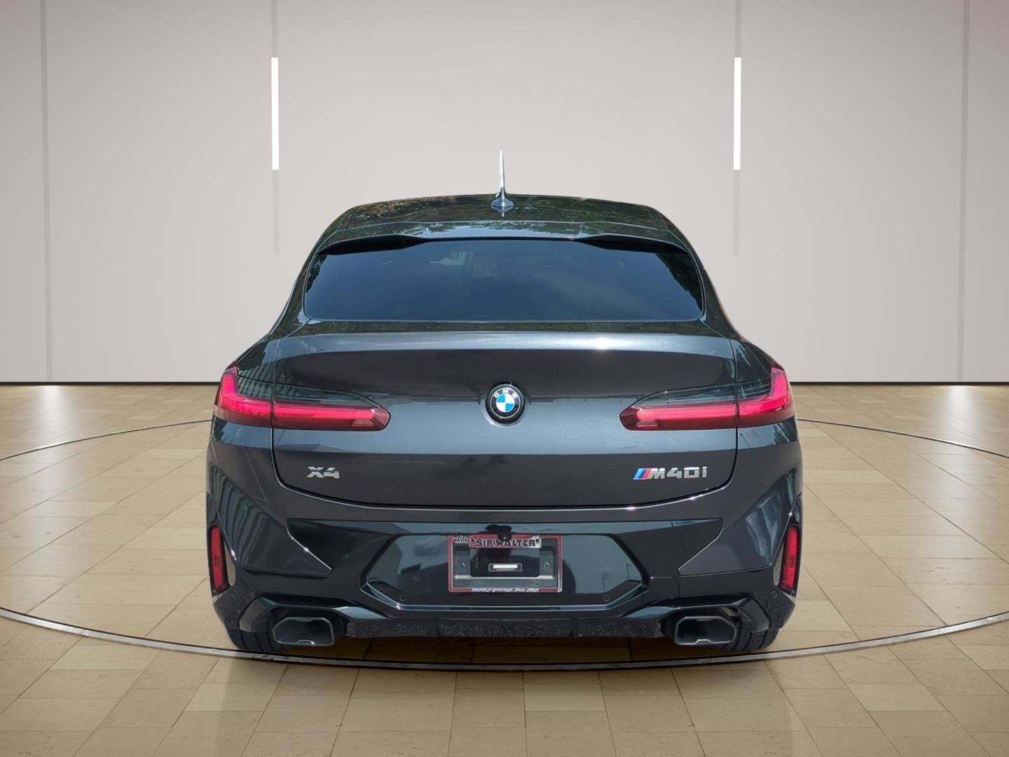 Used 2023 BMW X4 M40i AWD/4WD image 10