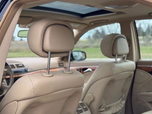 Used 2009 Mercedes-Benz E 350 4MATIC Sedan image 39