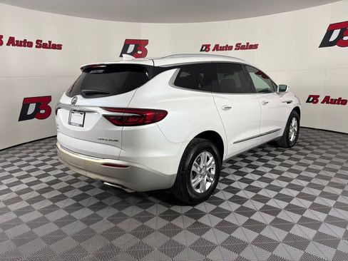 Used 2018 Buick Enclave Essence image 6
