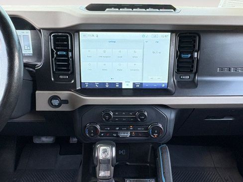 Used 2022 Ford Bronco Wildtrak AWD/4WD image 12