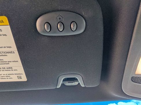 Used 2017 Lincoln MKZ Reserve FWD image 14