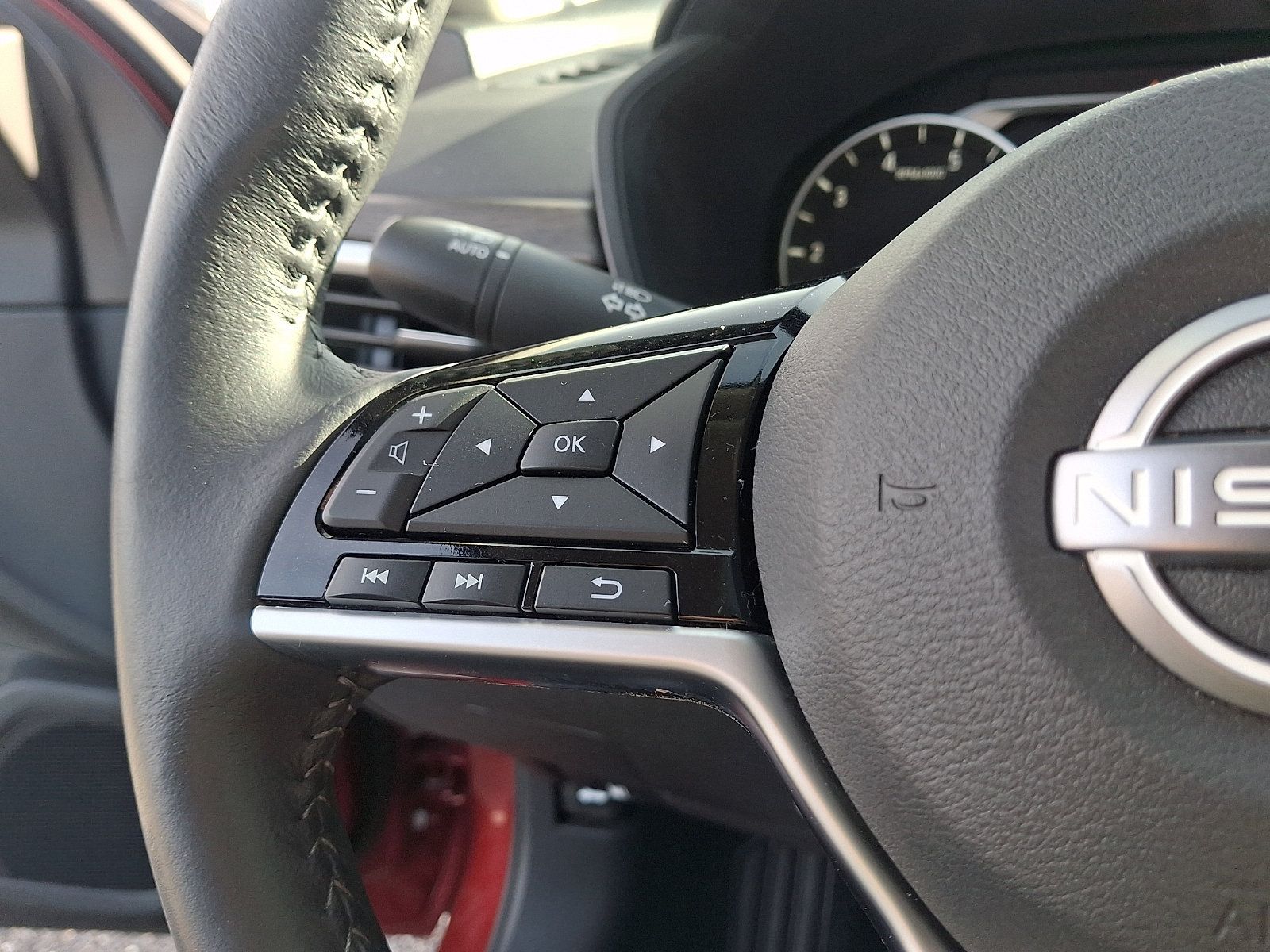 Used 2023 Nissan Altima 2.5 SV w/ SV Premium Package AWD/4WD image 20