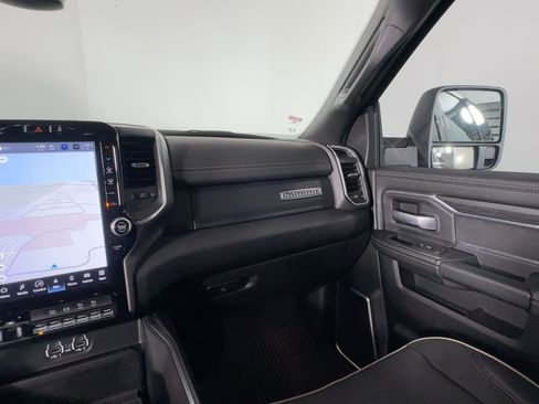 Used 2024 RAM 2500 Laramie w/ Sport Appearance Package image 28