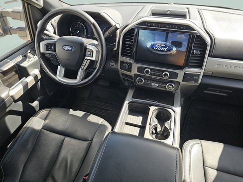 Used 2022 Ford F450 Lariat w/ Lariat Ultimate Package AWD/4WD image 32