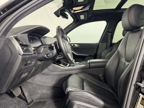 Used 2019 BMW X5 xDrive40i w/ Convenience Package AWD/4WD image 4