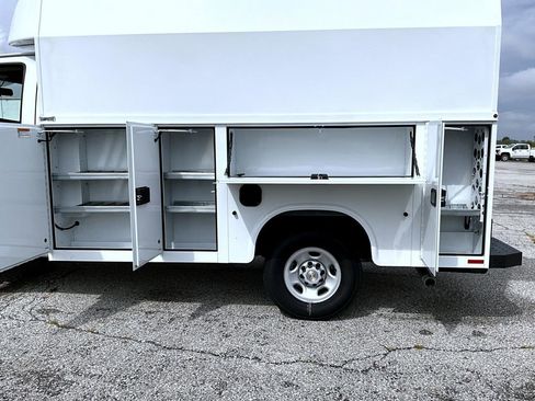 New 2025 Chevrolet Express 3500 w/ Power Convenience Package image 12