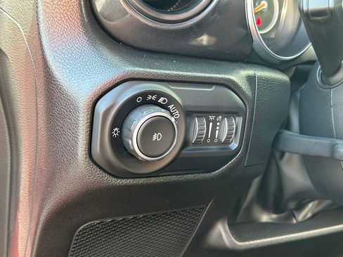 Used 2022 Jeep Wrangler Unlimited Sport image 51