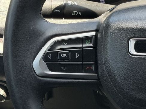 Used 2023 Jeep Compass Latitude w/ Convenience Group AWD/4WD image 14