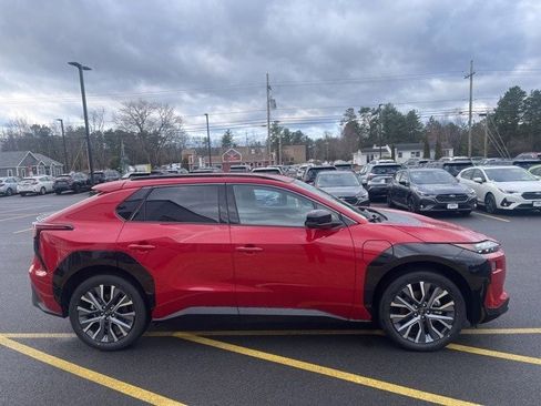 New 2026 Subaru Solterra Limited XT image 4