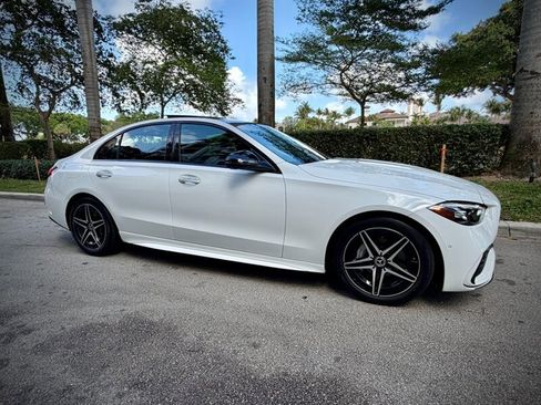 Used 2023 Mercedes-Benz C 300 Sedan image 3