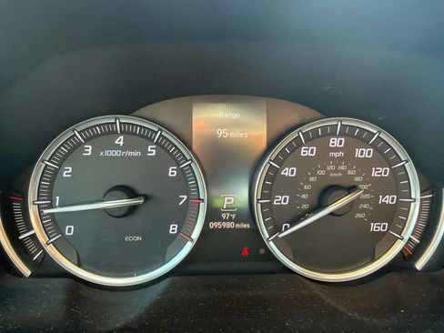 Used 2016 Acura TLX w/ Technology Package FWD image 12
