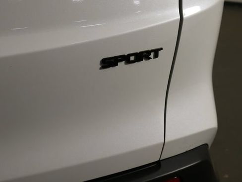 Used 2025 Honda CR-V Sport image 36