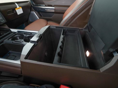 Used 2026 Ford F450 King Ranch w/ Chrome Package AWD/4WD image 34