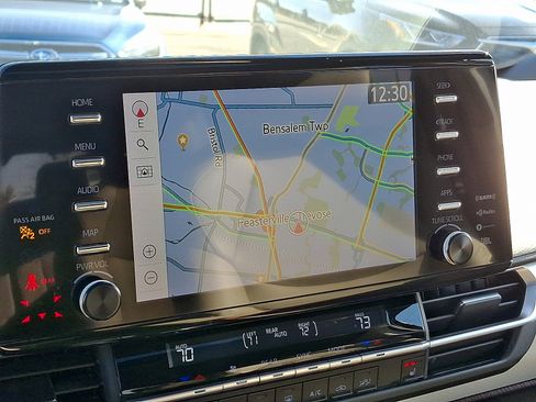 Certified 2023 Toyota Sienna XLE image 18