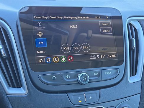 Used 2024 Chevrolet Malibu LT image 25