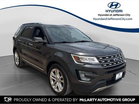 Used 2017 Ford Explorer Limited AWD/4WD image 1