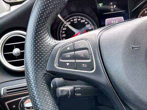 Used 2018 Mercedes-Benz GLC 300 4MATIC Coupe image 23