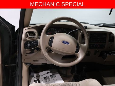 Used 2003 Ford F150 XLT AWD/4WD image 3