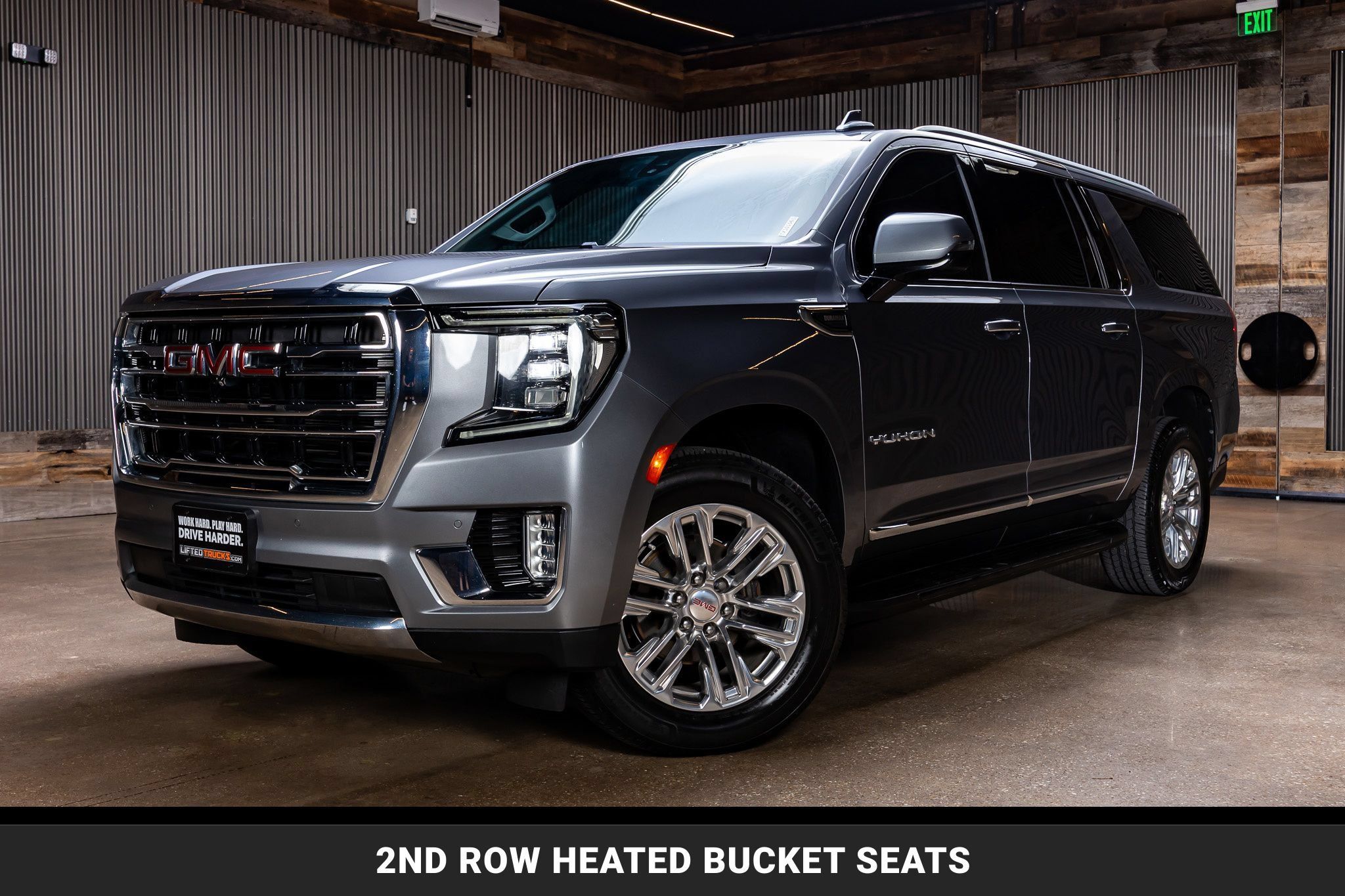 Used 2021 GMC Yukon XL SLT w/ SLT Luxury Package RWD image 4