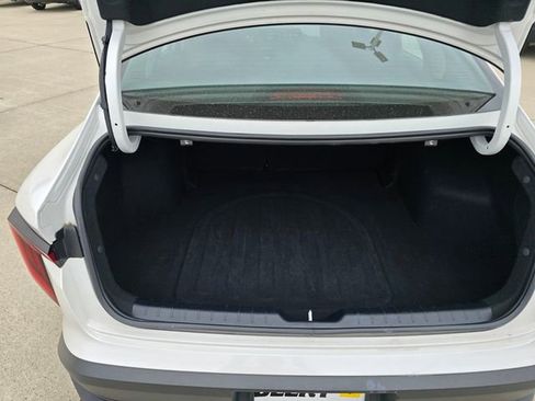 Used 2025 Kia K4 FWD image 23