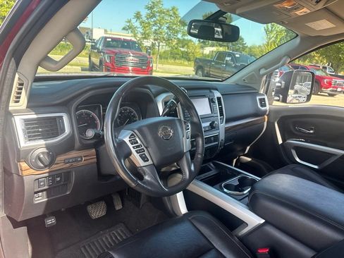 Used 2016 Nissan Titan SL AWD/4WD image 19