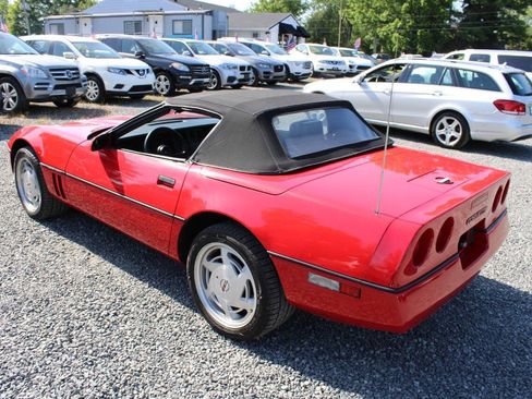 Used 1989 Chevrolet Corvette Convertible RWD image 32