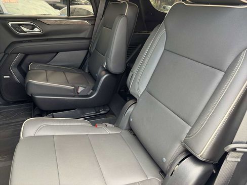 Used 2024 Chevrolet Tahoe Premier image 23