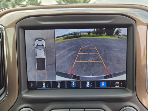 Used 2023 Chevrolet Silverado 3500 High Country w/ Technology Package image 27